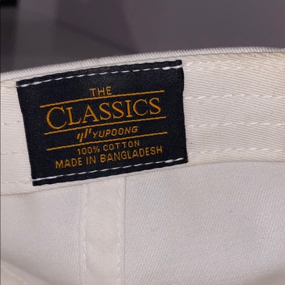 Baseball cap - Picture 3 of 3